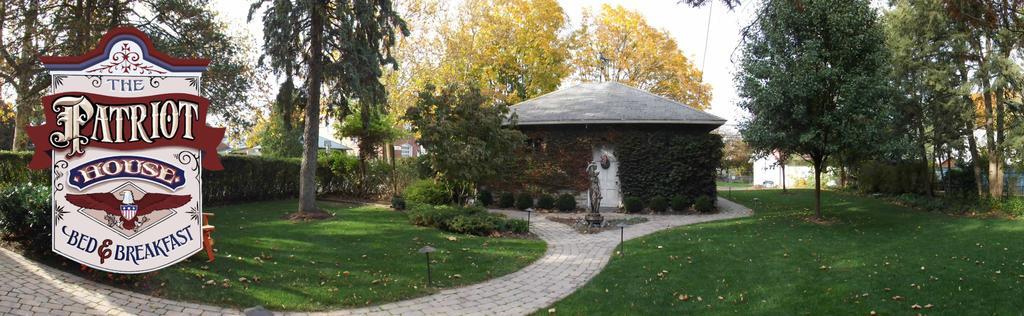 The Patriot House Annville Exterior foto